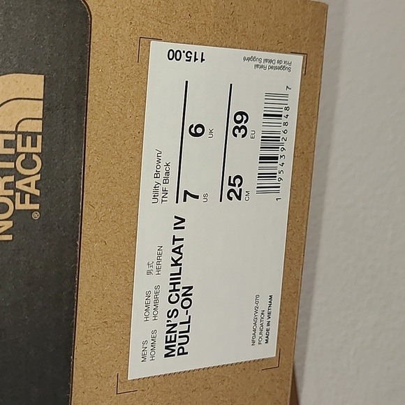 The North Face Waterproof Boots - Picture 2 of 5